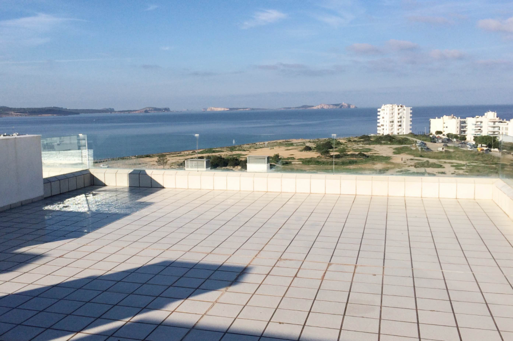 Roof Terrace 2